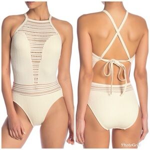 Robin Piccone Crochet High Neck One Piece Swimsuit Ivory Textured Size 10​ boho